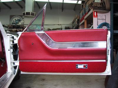 Thunderbird door trim 1964-66