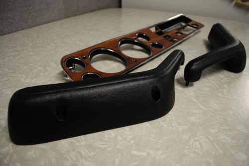 Capri Armrests